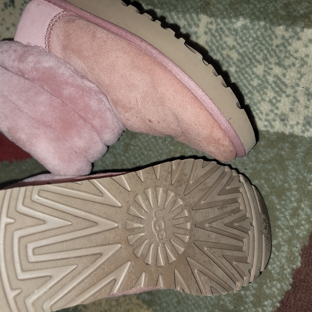 UGG FLUFF QUILTED - Picture 3 of 3